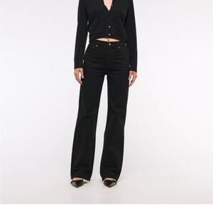 Abercrombie & Fitch Women's Dark Straight Leg Jeans